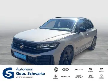 VW Touareg 3.0 TDI 4M R-Line 360  Pano Standhzg.