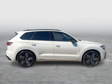 VW Touareg 3.0 TDI 4M R-Line 360  Pano Standhzg.