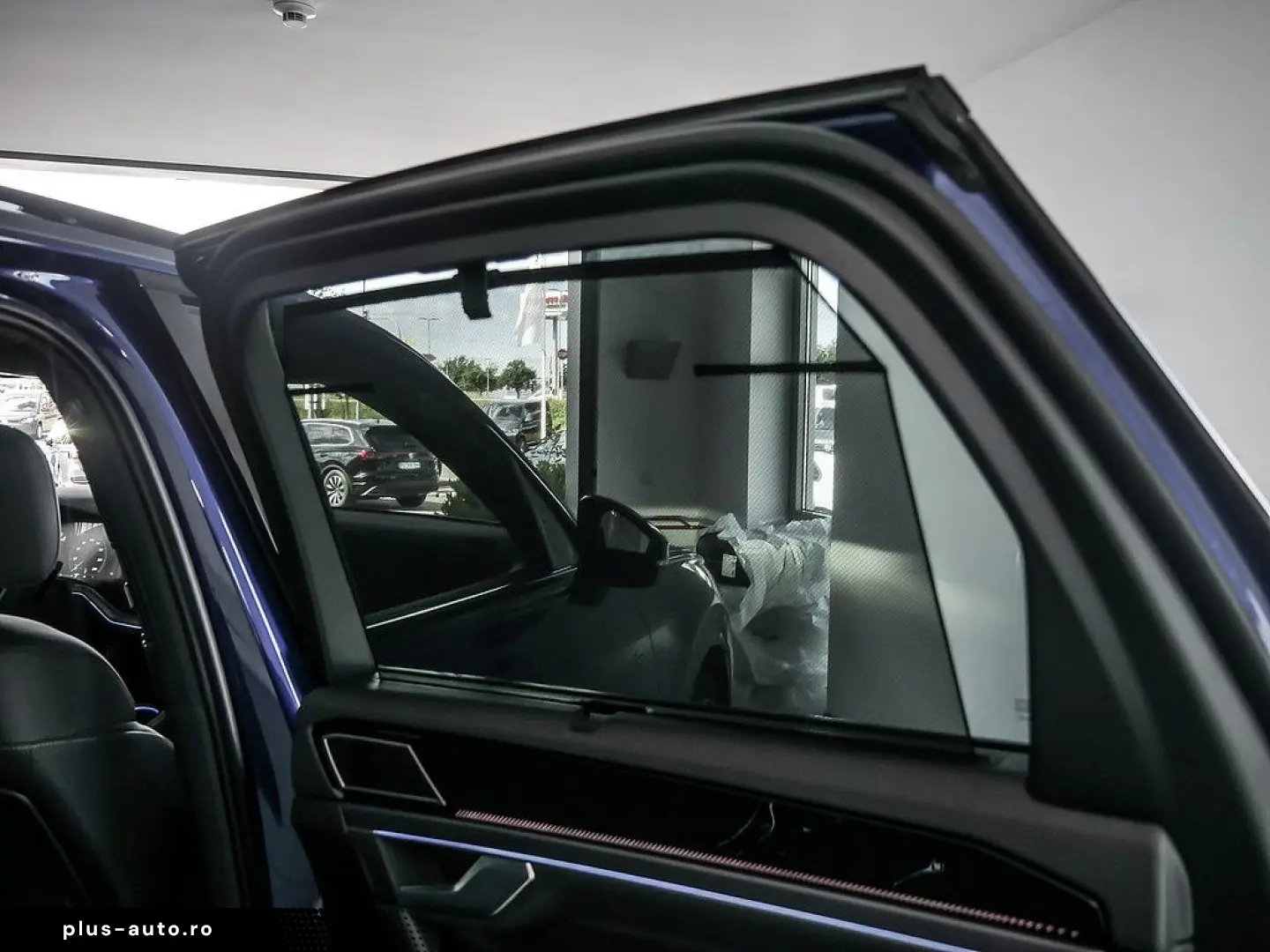 VW Touareg R-Line 3.0 TDI 4Motion tiptro. PANO AHK