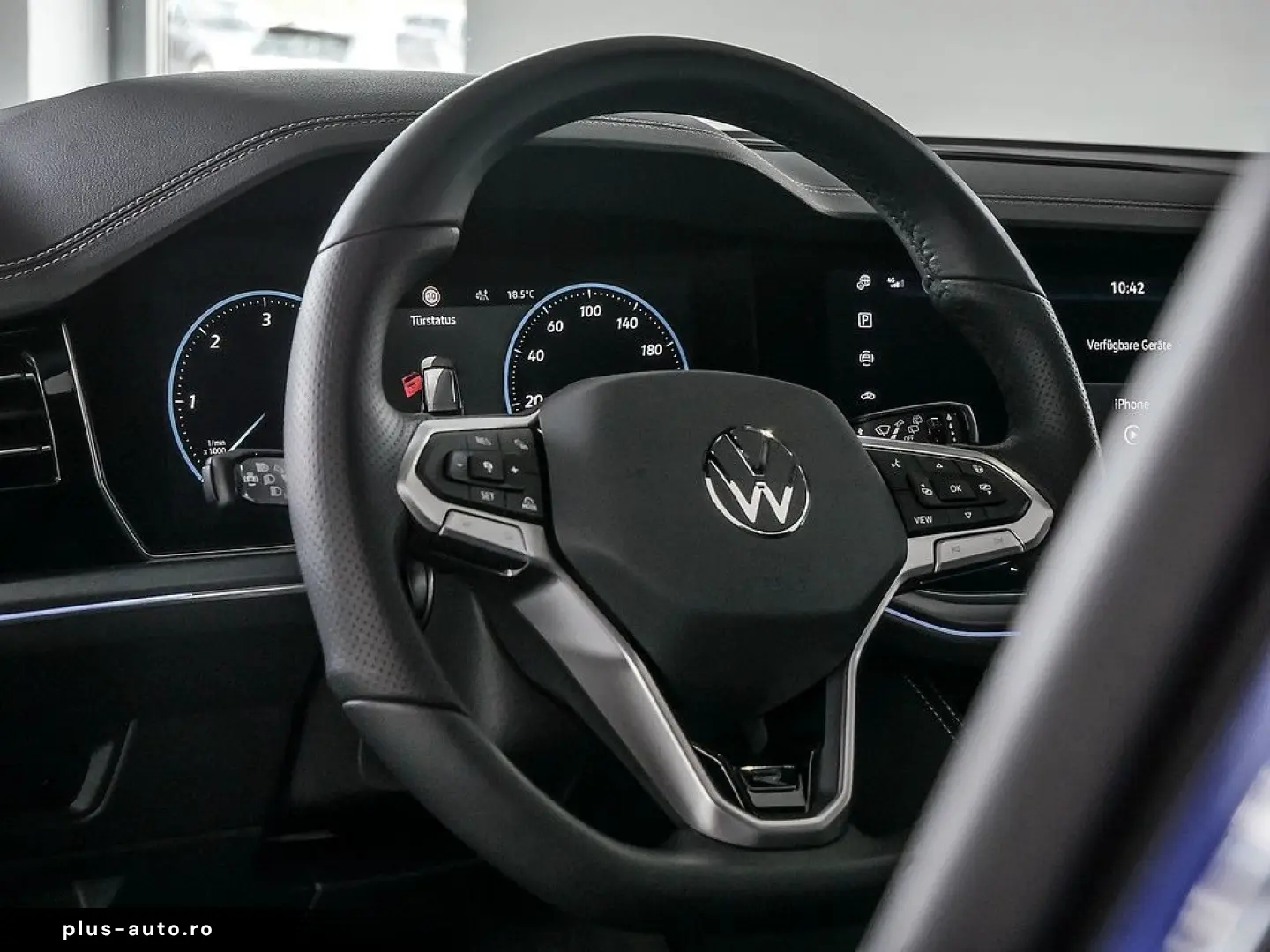 VW Touareg R-Line 3.0 TDI 4Motion tiptro. PANO AHK