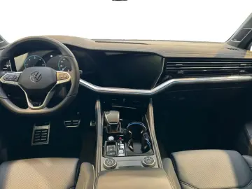 VW Touareg 3.0 TDI R-Line 4motion Style Fahrassist