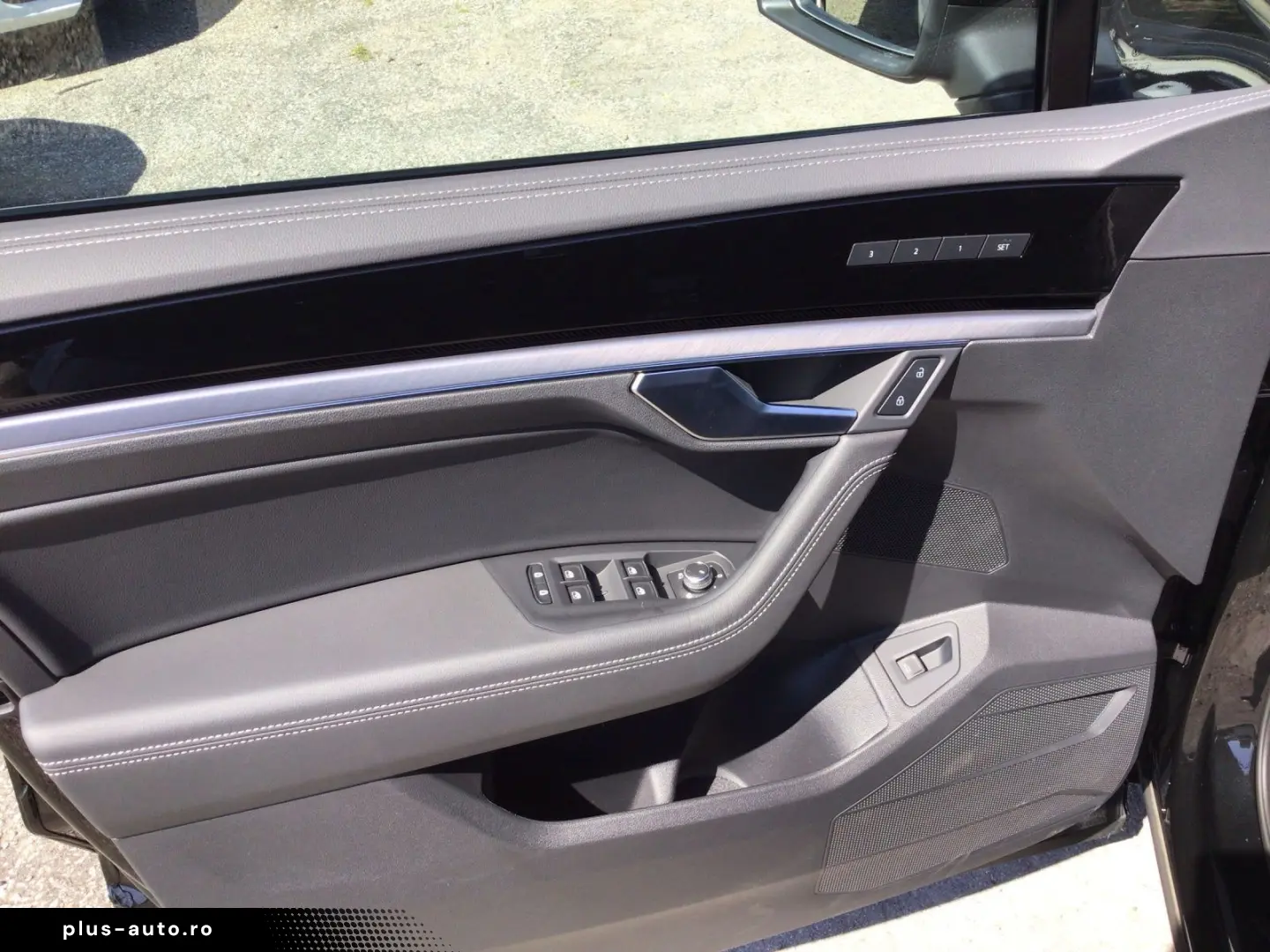 VW Touareg 3.0 TDI R-LINE AHK PANO REAR VIEW HuD ST