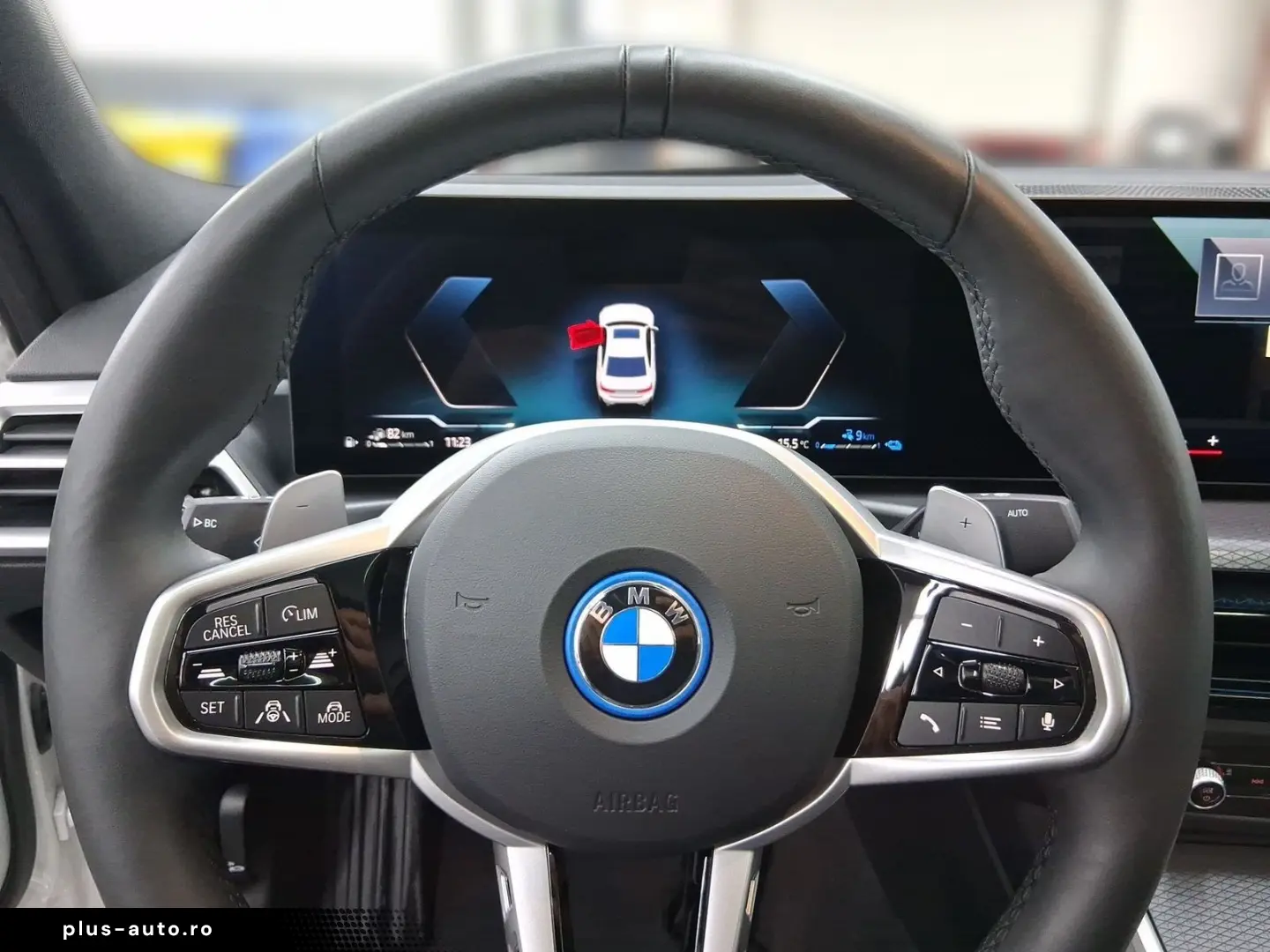 BMW 330e MSport Glasdach AHK DrivingAssistProf Parki