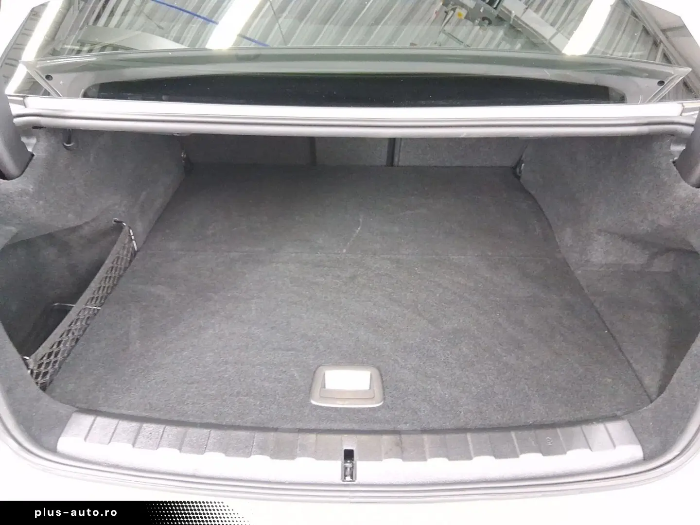 BMW 330e MSport Glasdach AHK DrivingAssistProf Parki