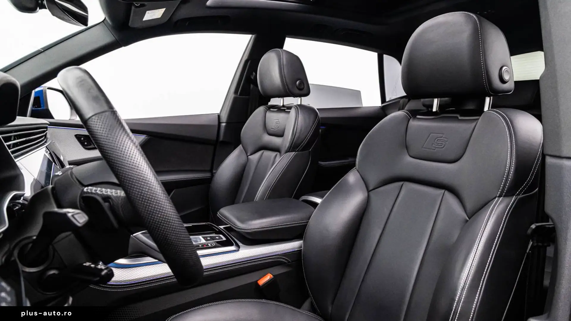 Audi Q8 55TFSie 2x S LINE BLACK