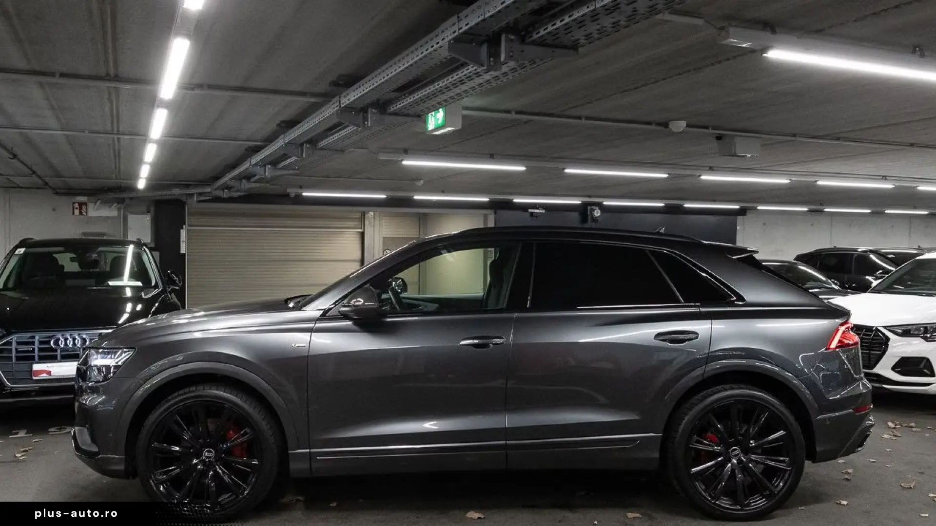 Audi Q8 55 TFSI quattro Carbon S line Head