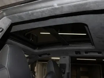 Audi Q8 55 TFSI quattro Carbon S line Head