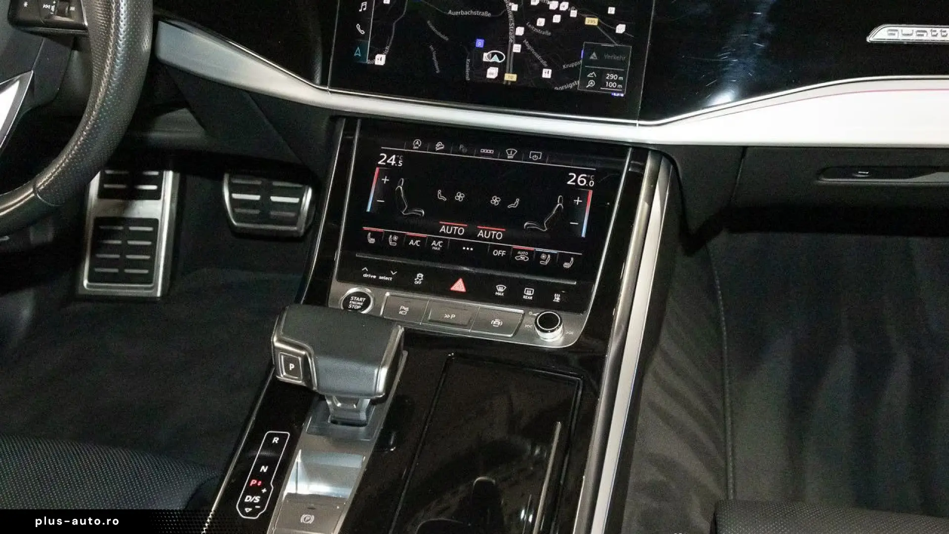 Audi Q8 55 TFSI quattro Carbon S line Head