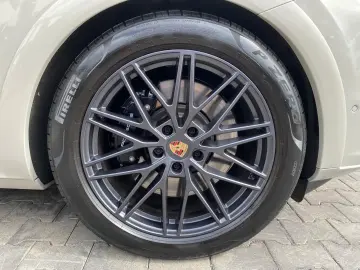 Porsche Cayenne GTS 4.0 V8
