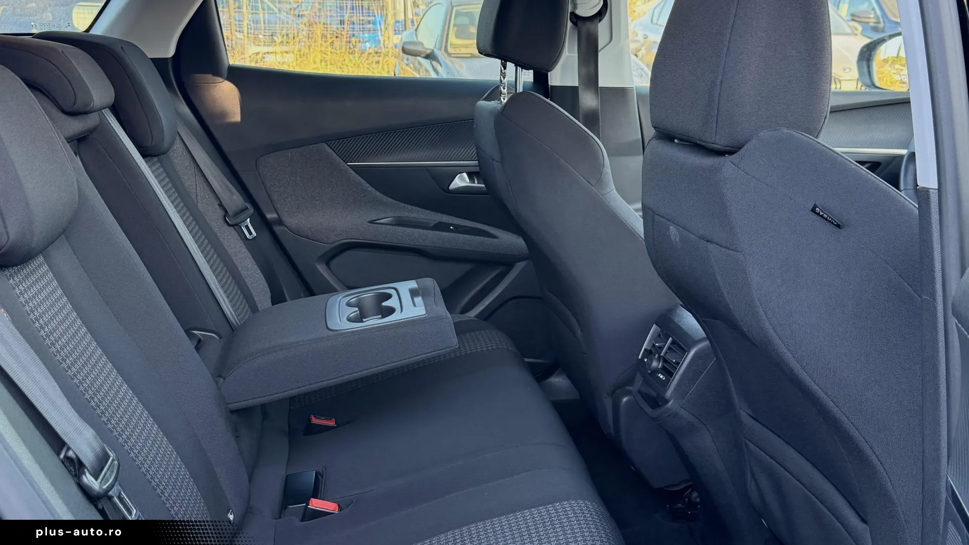 Peugeot 3008 1.6 BlueHDI S&S EAT6 Allure