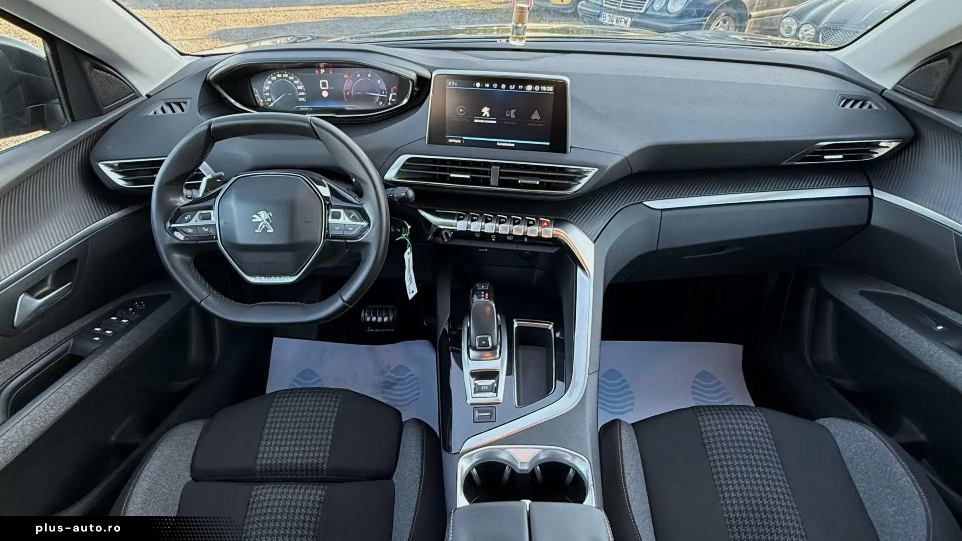 Peugeot 3008 1.6 BlueHDI S&S EAT6 Allure