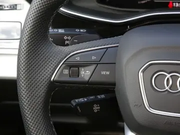 Audi Q8 50 TDI Q S line