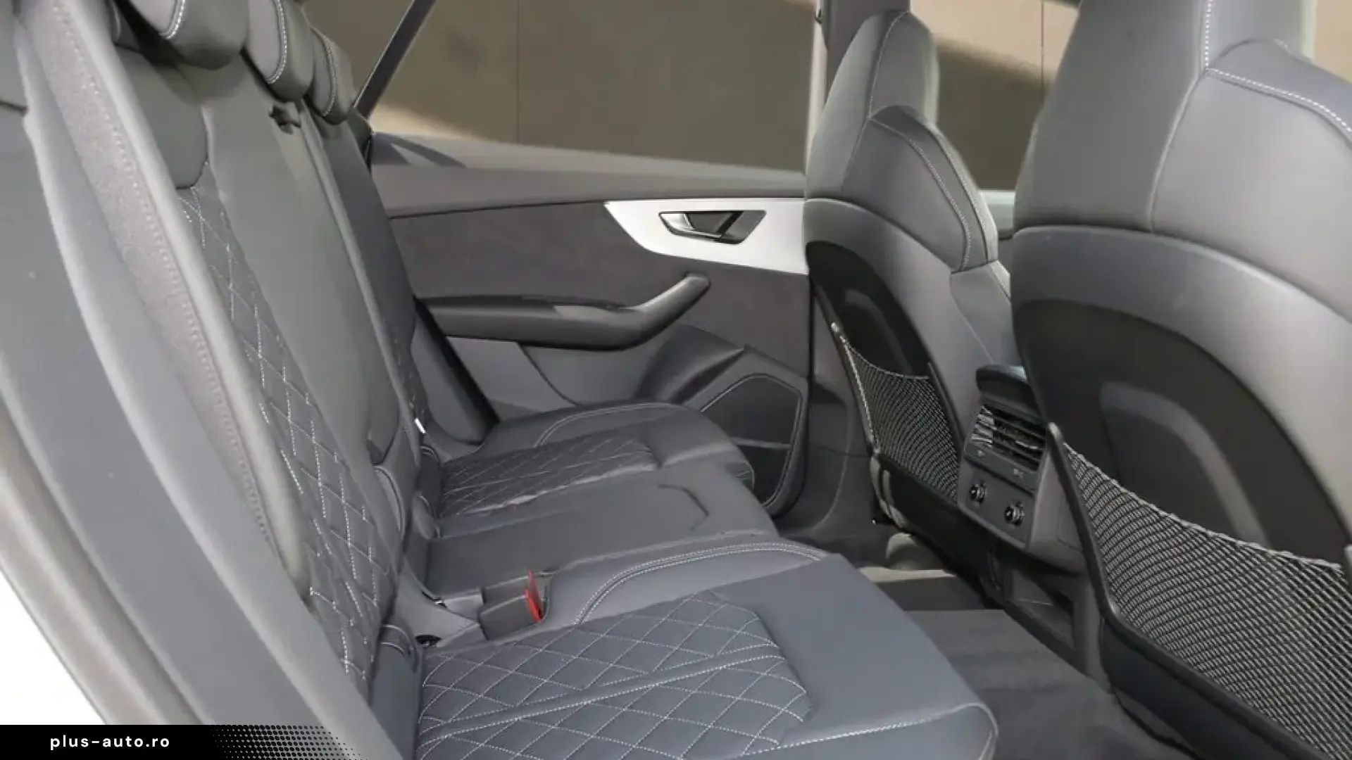 AUDI Q8 2025 — imagine 8