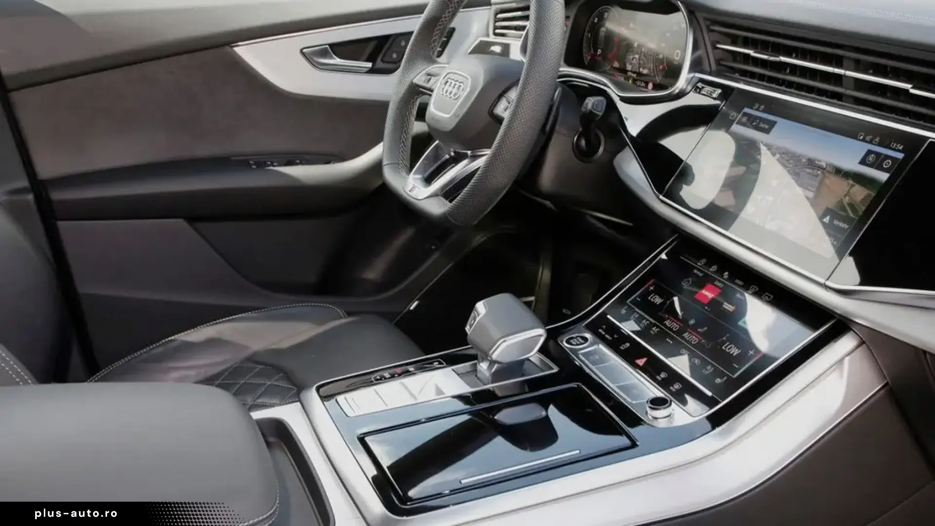 AUDI Q8 2025 — imagine 14