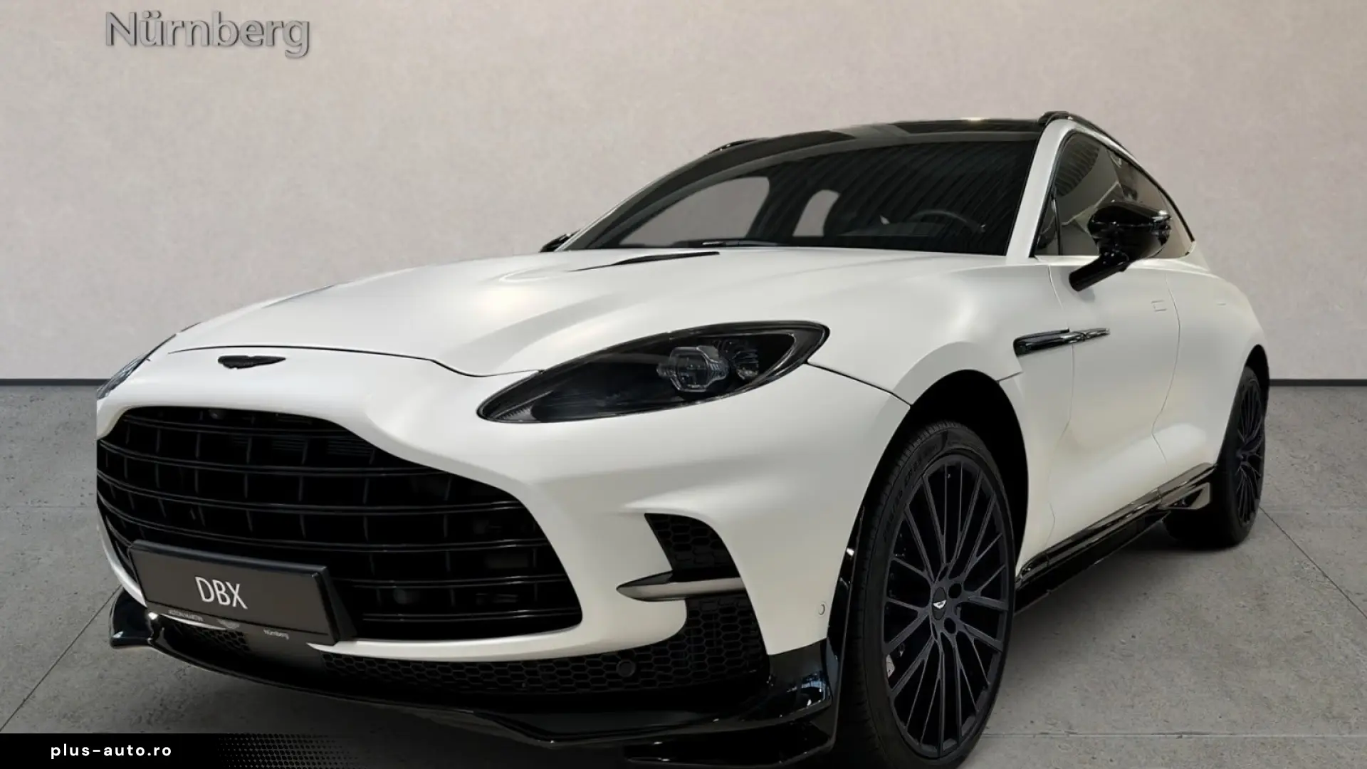 Aston Martin DBX 707