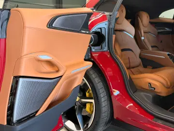 Ferrari PUROSANGUE FULL CARBON  - Livrare rapidă !