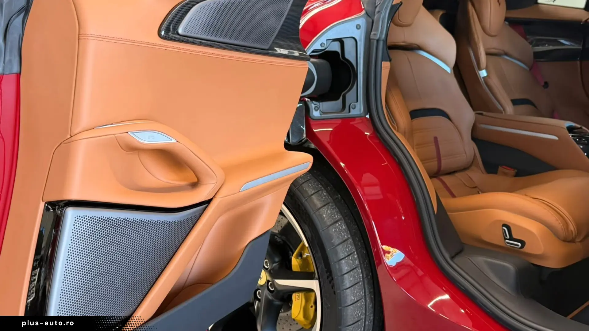 Ferrari PUROSANGUE FULL CARBON  - Livrare rapidă !