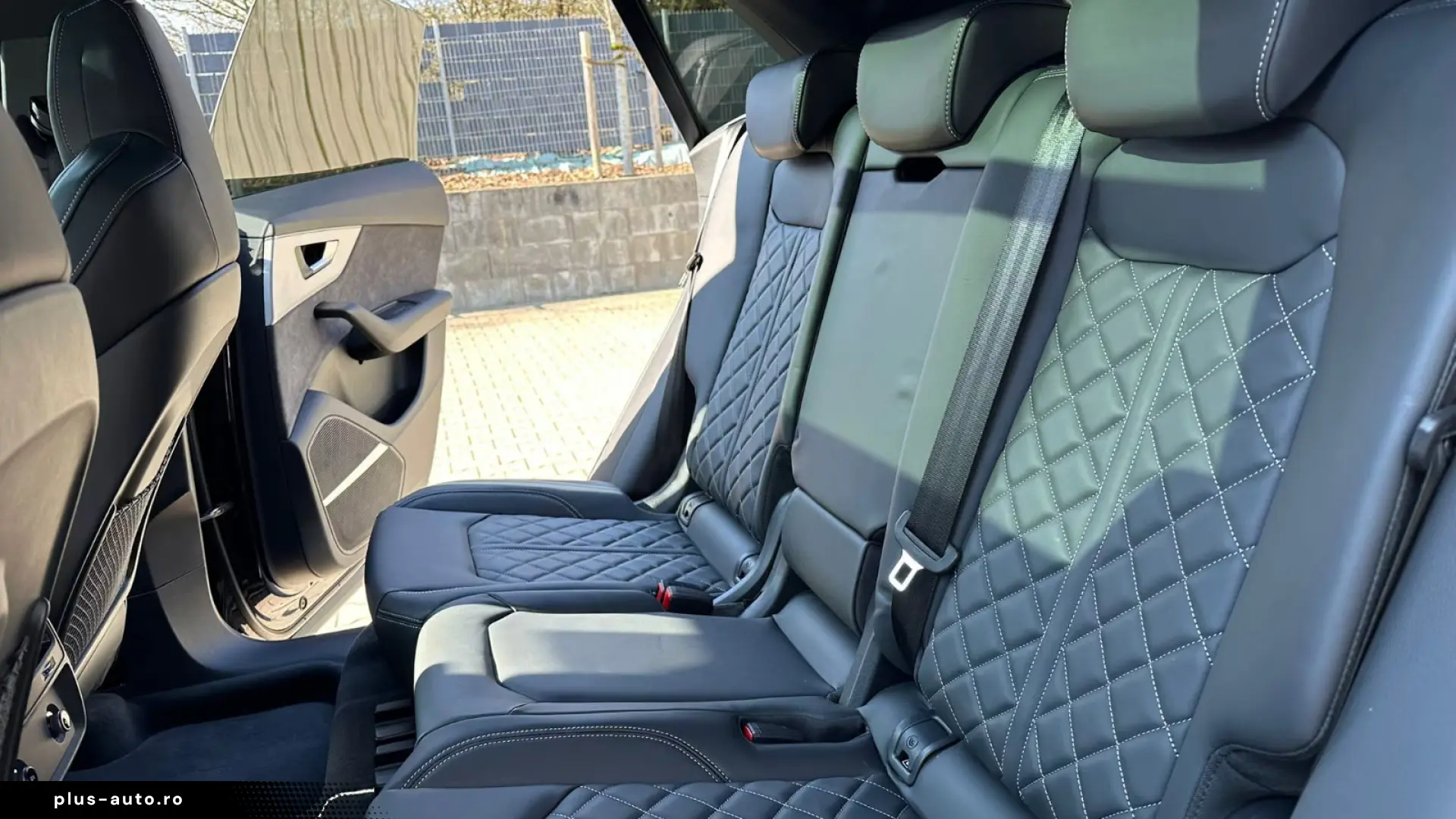 AUDI Q8 2025 — imagine 8