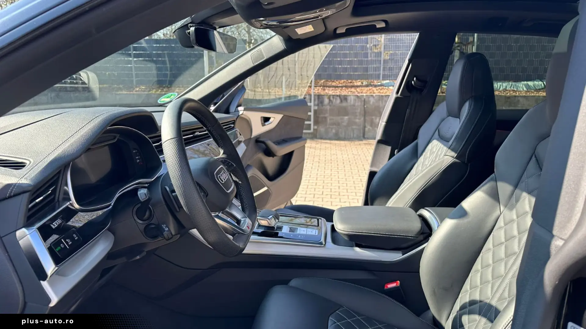 AUDI Q8 2025 — imagine 10