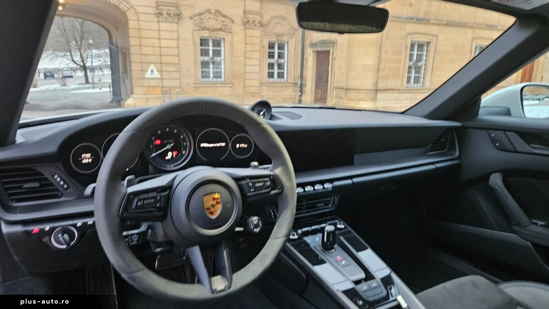 PORSCHE 911 2022 — imagine 6