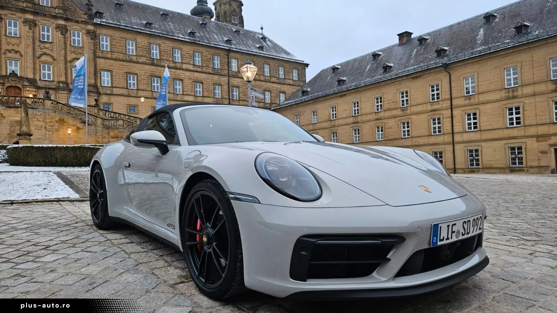 PORSCHE 911 2022 — imagine 8