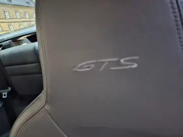Porsche 911 992 Targa 4 GTS   480 CP