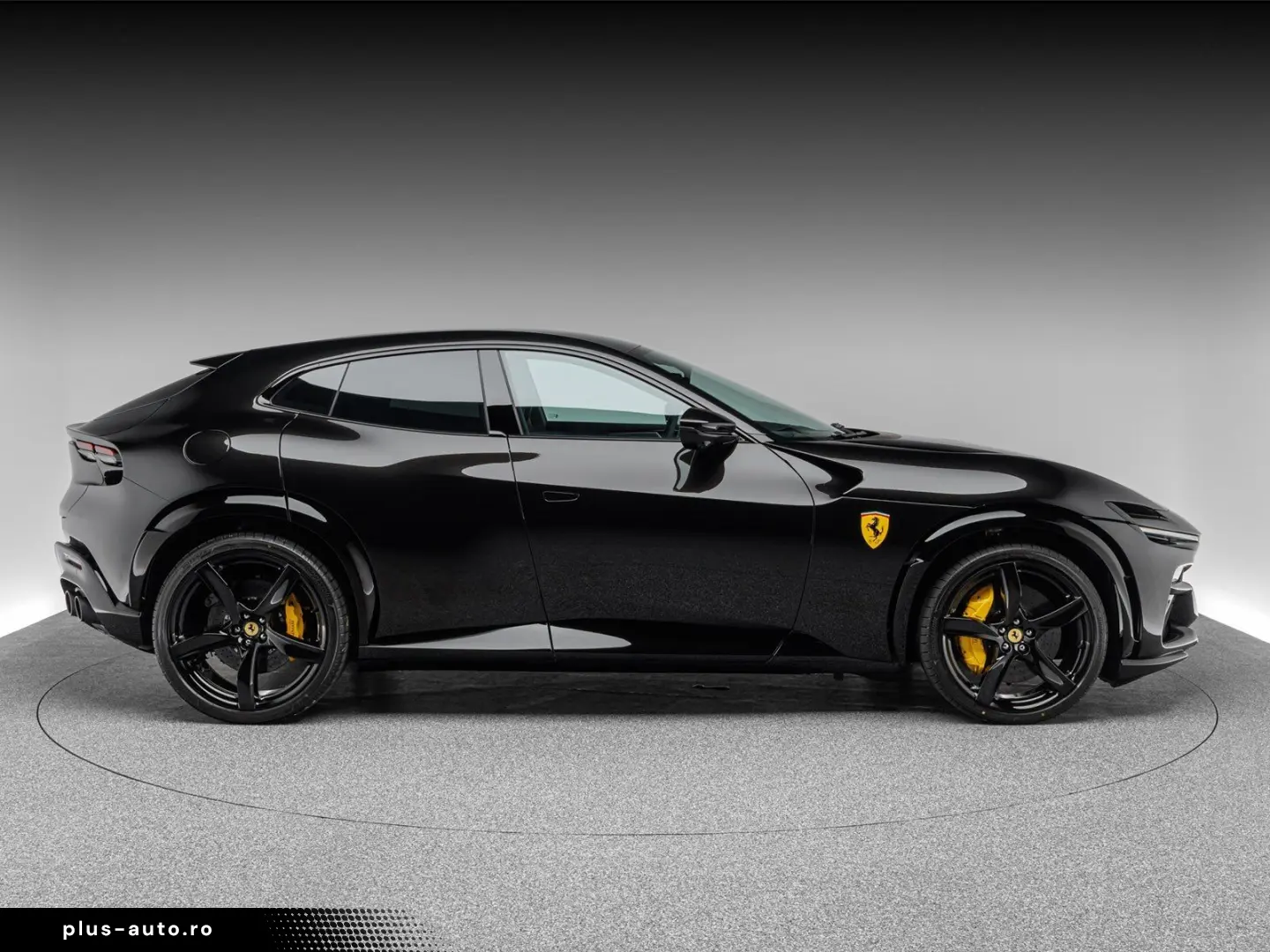 FERRARI Purosangue