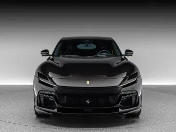 FERRARI Purosangue