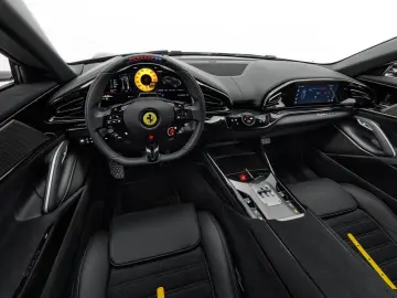 FERRARI Purosangue