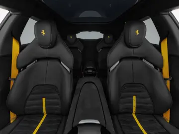 FERRARI Purosangue