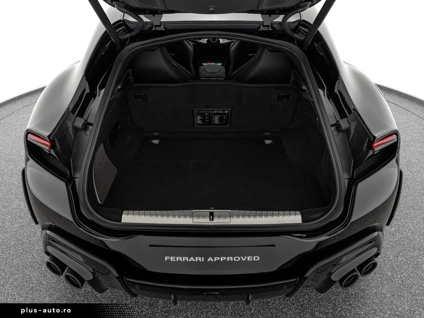 FERRARI Purosangue