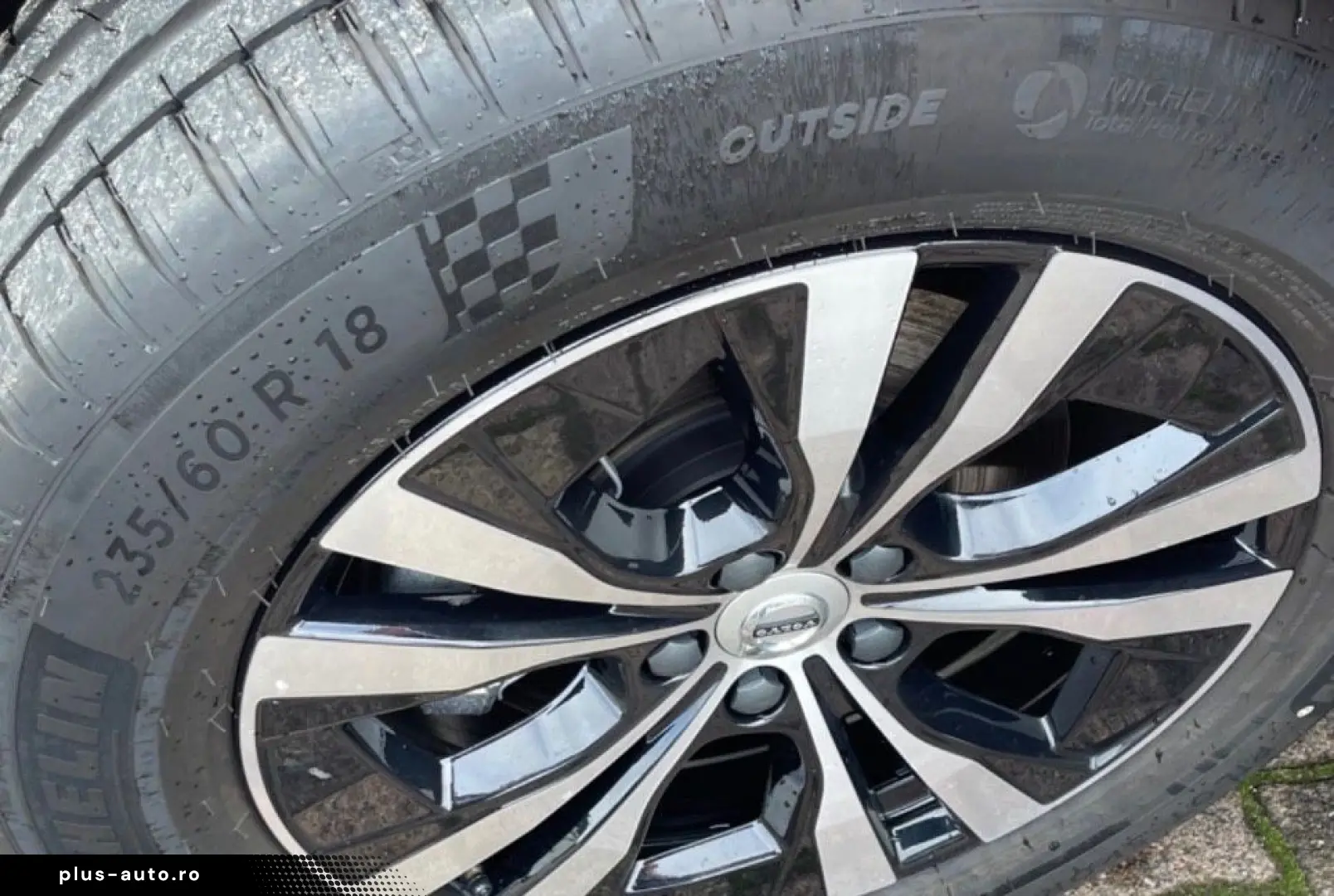 VOLVO XC60  B5 AWD 4x4 Momentum Pro Geartronic