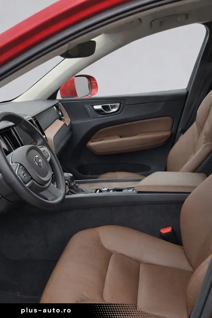 VOLVO XC60  B5 AWD 4x4 Momentum Pro Geartronic