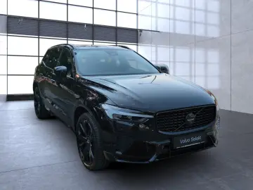 VOLVO XC60 B5 (Benzin) Plus Black Edition AWD - RFK
