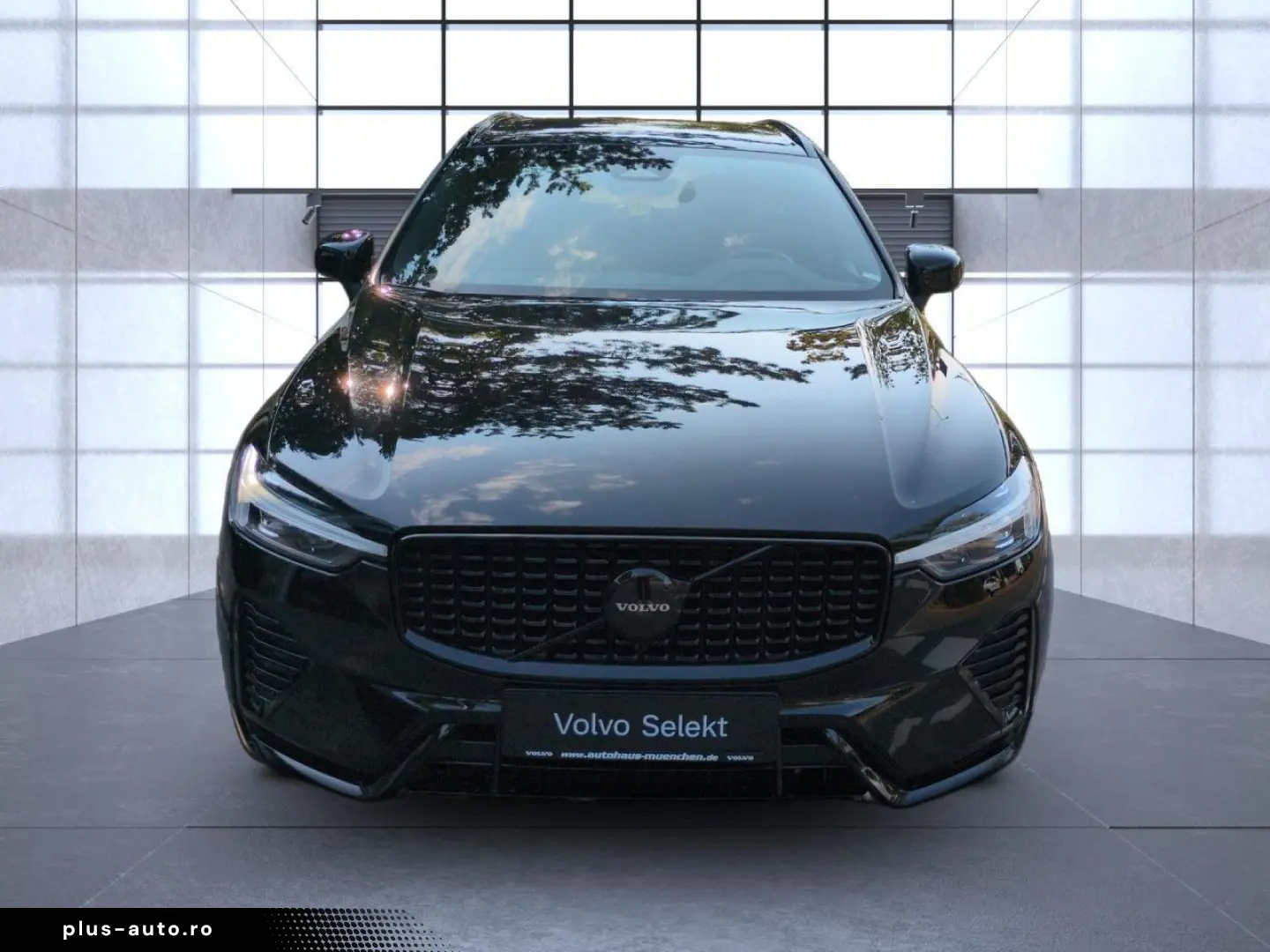 VOLVO XC60 B5 (Benzin) Plus Black Edition AWD - RFK