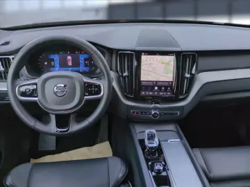 VOLVO XC60 B5 (Benzin) Plus Black Edition AWD - RFK
