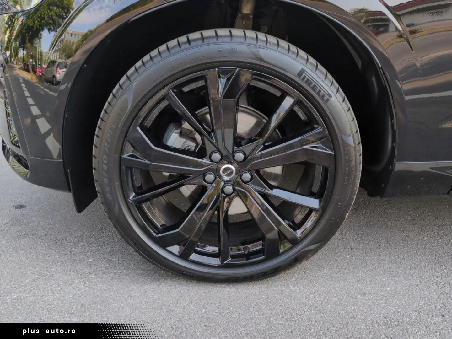 VOLVO XC60 B5 (Benzin) Plus Black Edition AWD - RFK