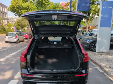 VOLVO XC60 B5 (Benzin) Plus Black Edition AWD - RFK