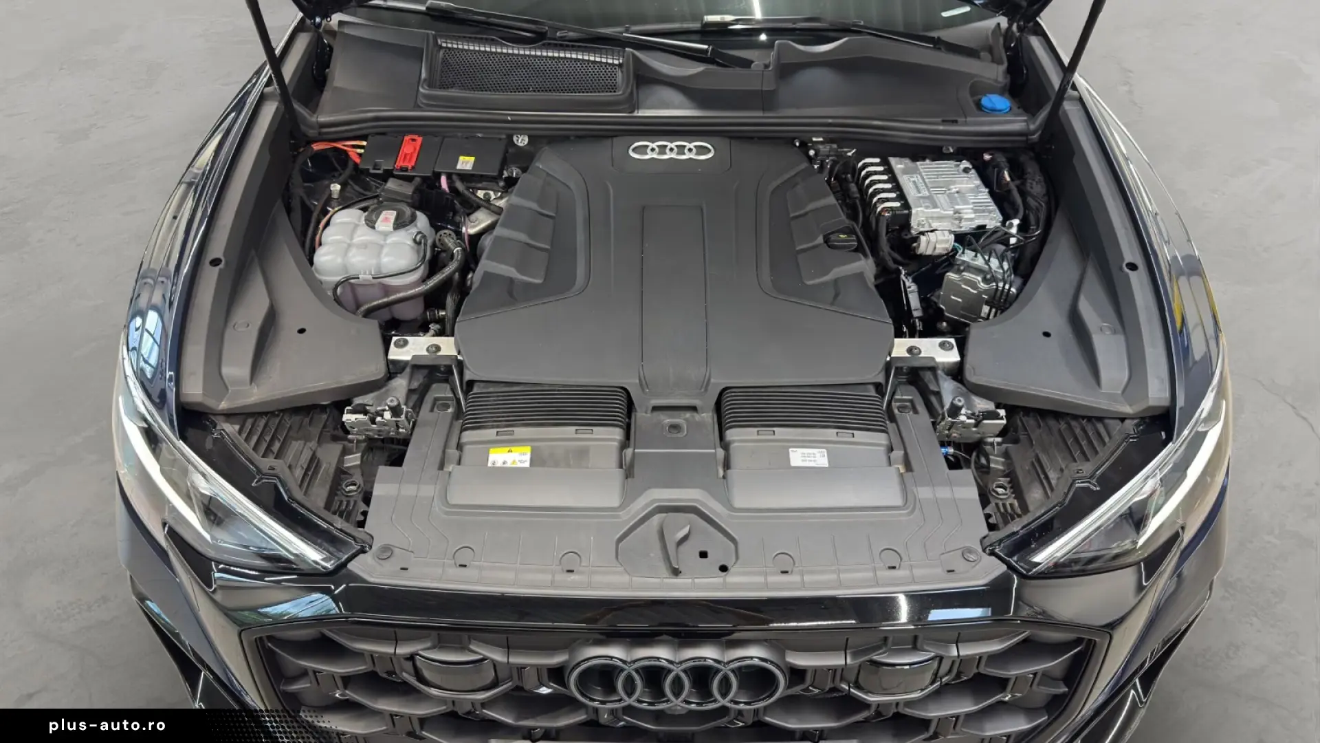 AUDI Q8 2025 — imagine 9