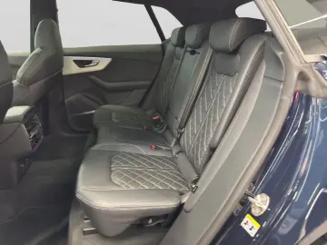 Audi Q8 50 TDI quattro S line Black B&O AHK
