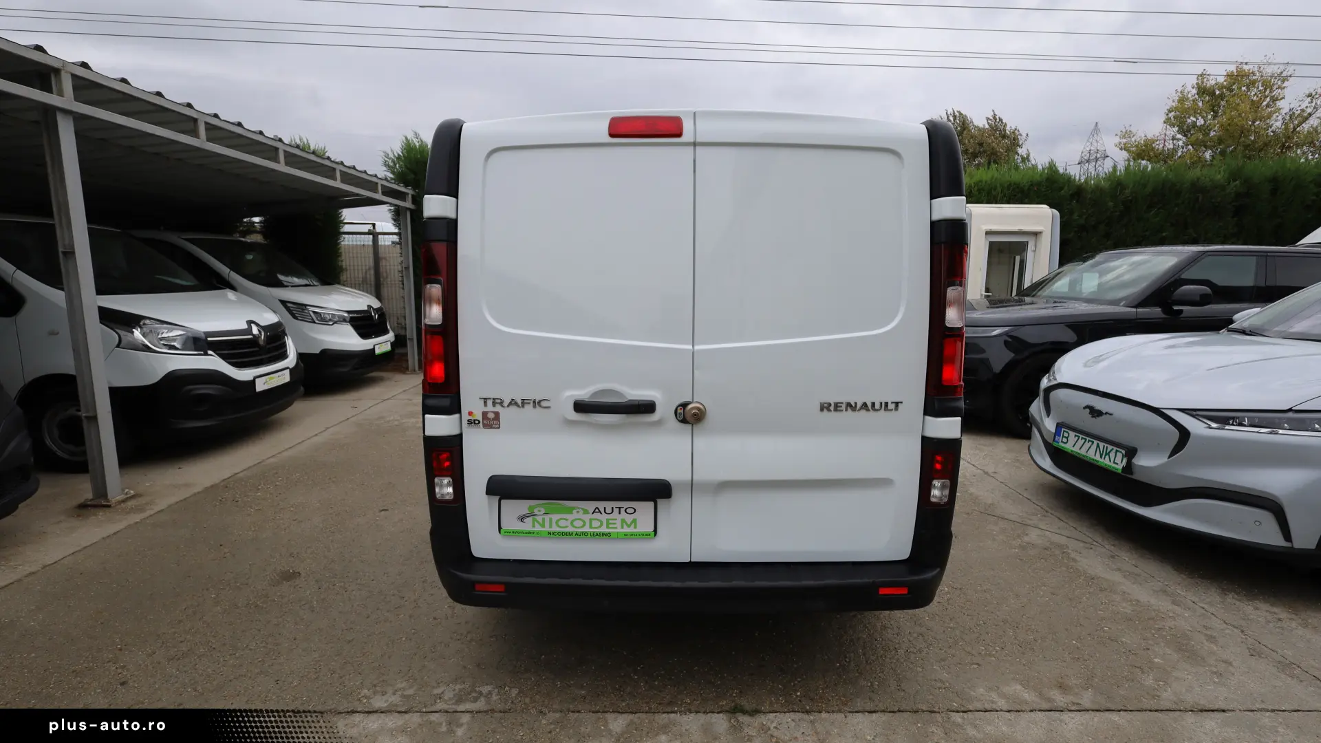 Renault Trafic L2H1 2.0D 145CP