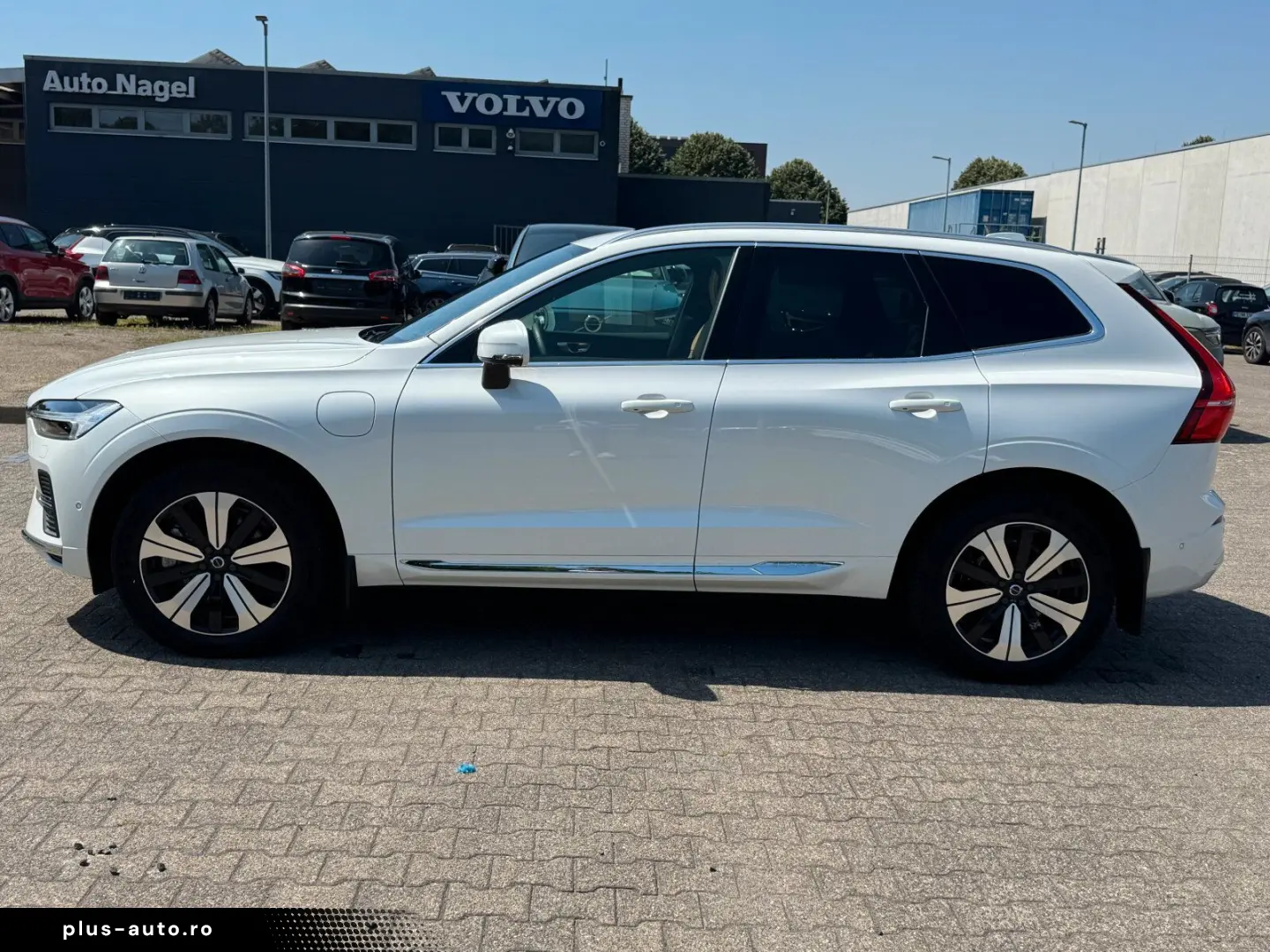 VOLVO XC60 T6 AWD Inscription PANO AHK LED PILOT ASSI