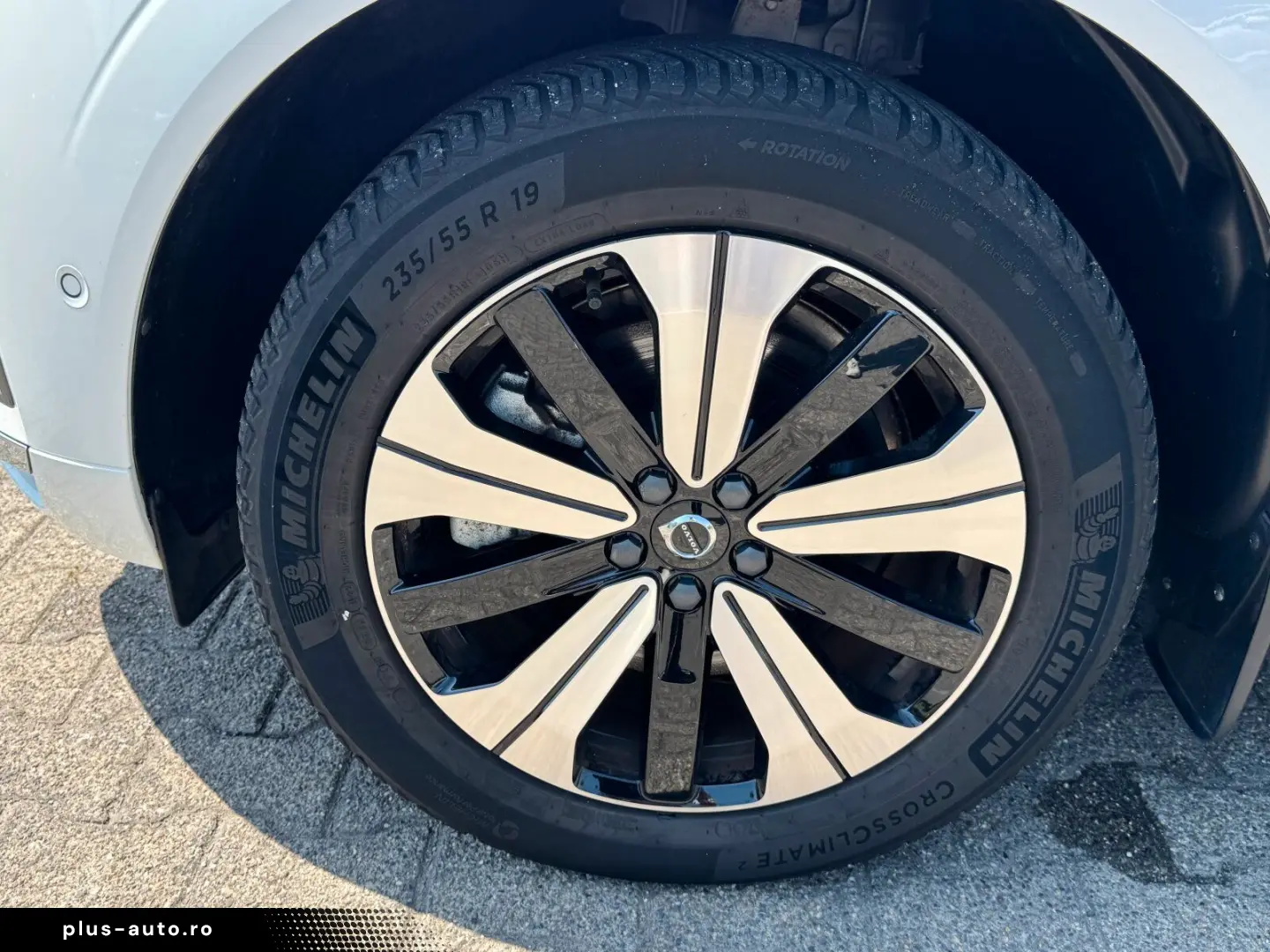 VOLVO XC60 T6 AWD Inscription PANO AHK LED PILOT ASSI
