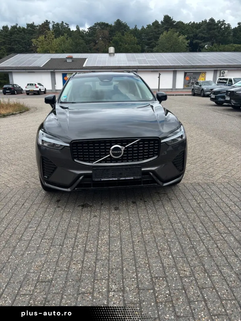 VOLVO XC60 B4 Plus Dark 2WD