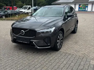VOLVO XC60 B4 Plus Dark 2WD