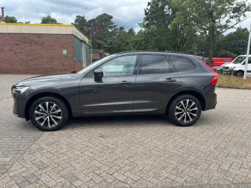 VOLVO XC60 B4 Plus Dark 2WD
