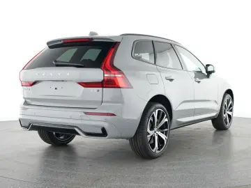 VOLVO XC60 B5 Ultra Dark AWD