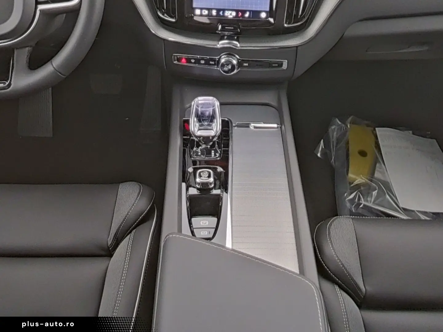 VOLVO XC60 B5 Ultra Dark AWD