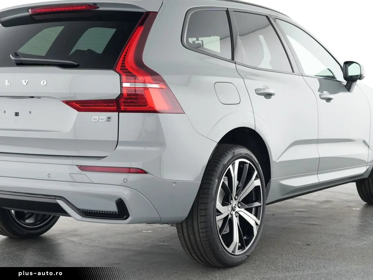 VOLVO XC60 B5 Ultra Dark AWD