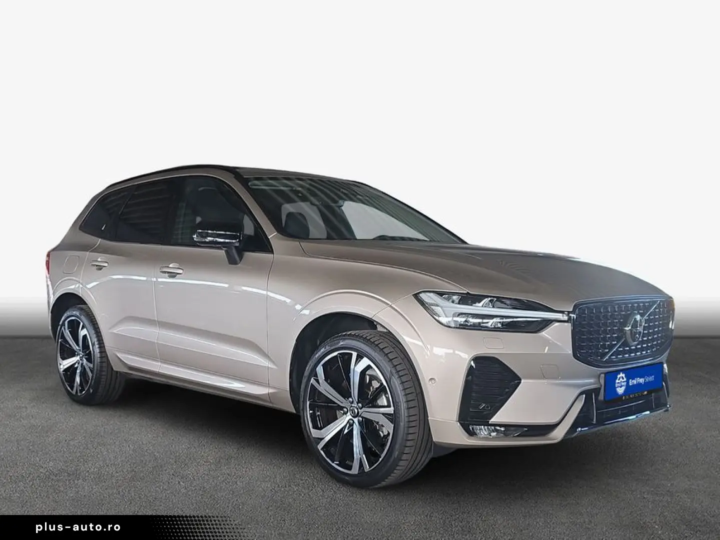 VOLVO XC60 B5 B AWD Plus Dark